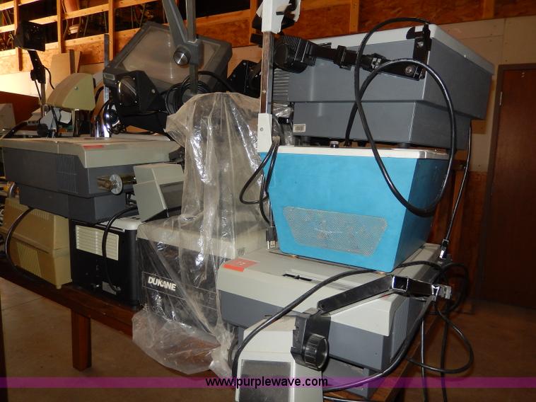 image for item AA9714 Approximately 20 assorted projectors