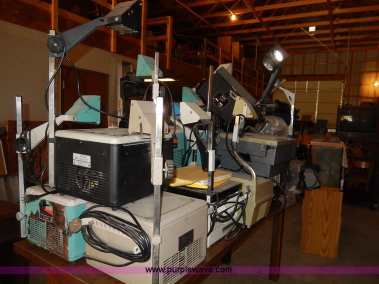 image for item AA9714 Approximately 20 assorted projectors