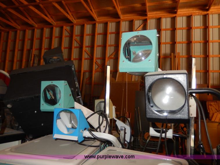 image for item AA9714 Approximately 20 assorted projectors