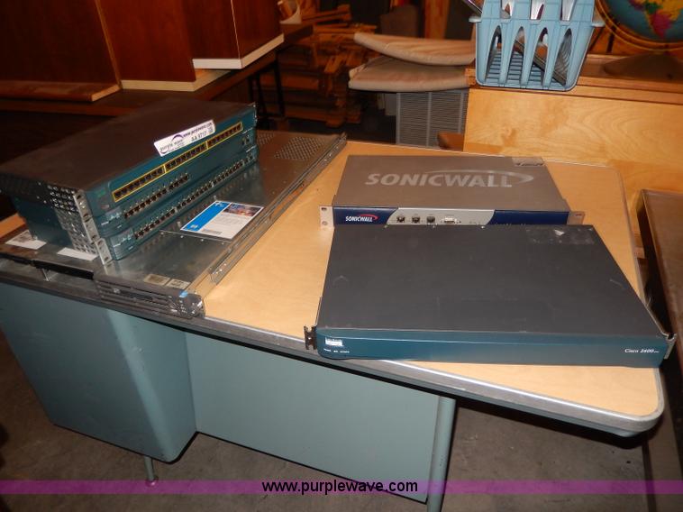 image for item AA9717 Assorted electronics