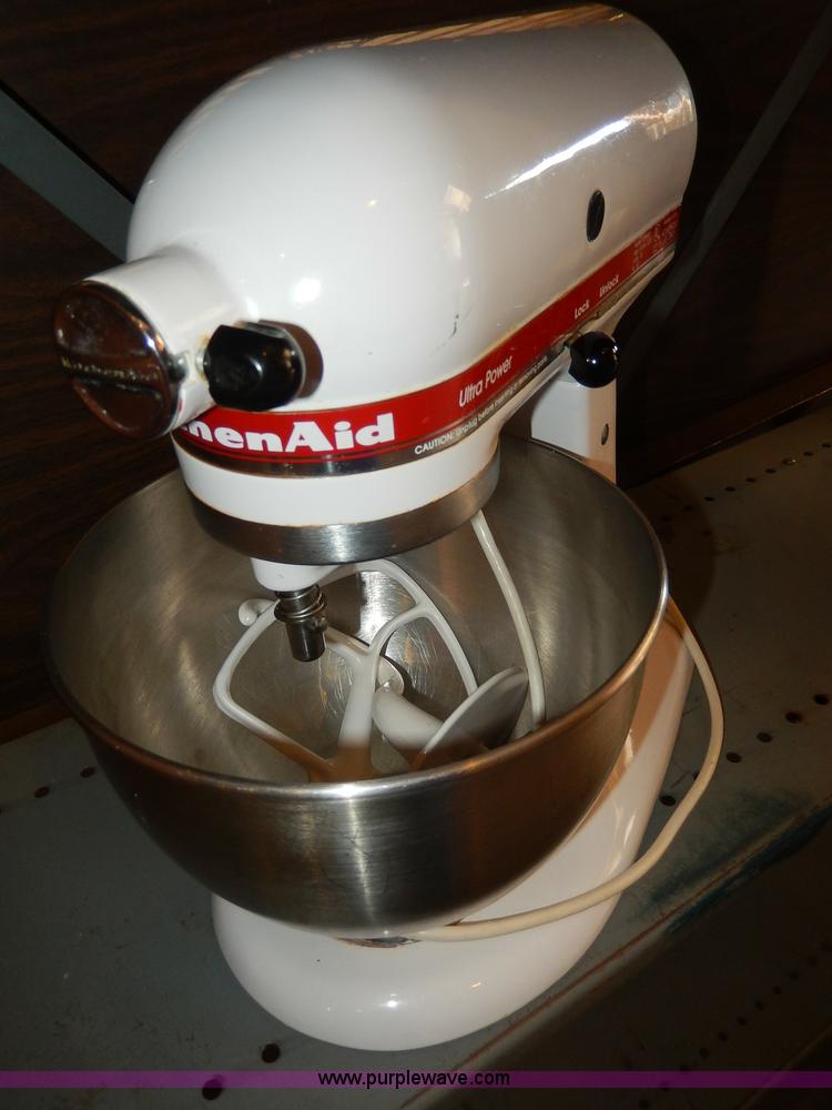 image for item AA9718 (3) Kitchen Aid mixers