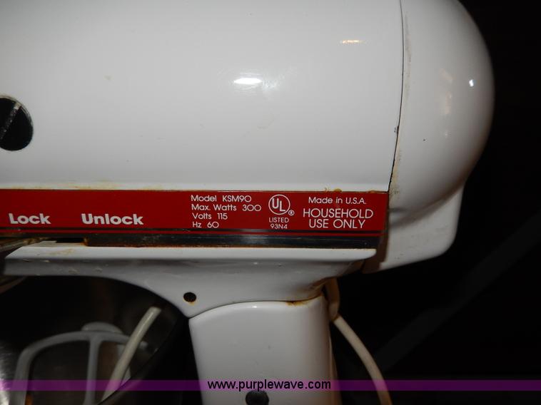 image for item AA9718 (3) Kitchen Aid mixers