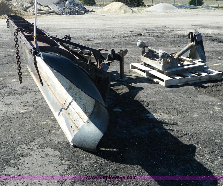 image for item AD9520 10' snow plow