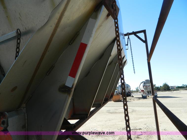 image for item AD9522 Larson 1014 stainless steel spreader