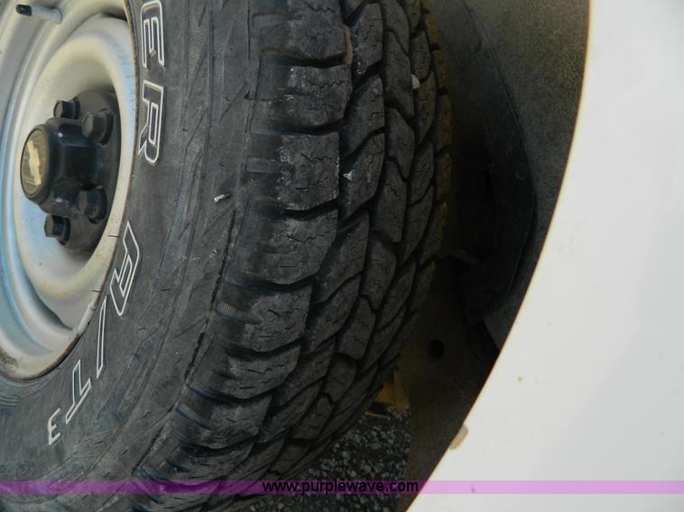 image for item AD9526 1994 Chevrolet 1500 pickup truck