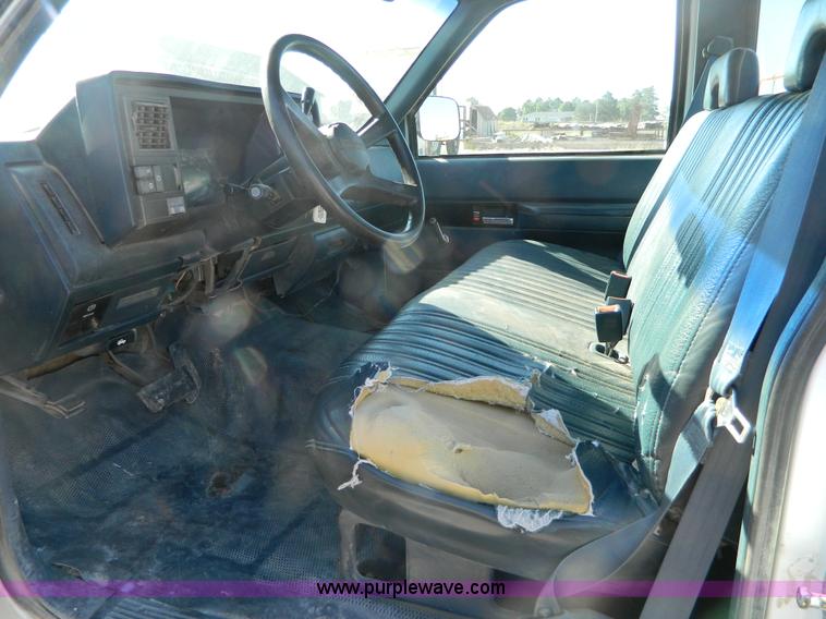image for item AD9526 1994 Chevrolet 1500 pickup truck