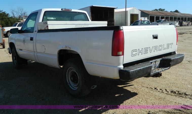 image for item AD9527 1997 Chevrolet 2500 pickup truck