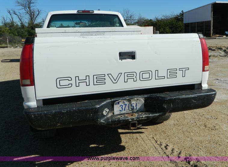 image for item AD9527 1997 Chevrolet 2500 pickup truck