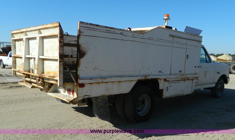 image for item AD9530 1990 Ford F350 sign truck