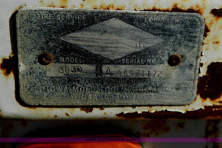 image for item AD9530 1990 Ford F350 sign truck