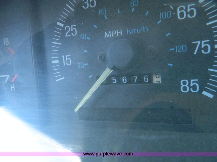 image for item AD9530 1990 Ford F350 sign truck