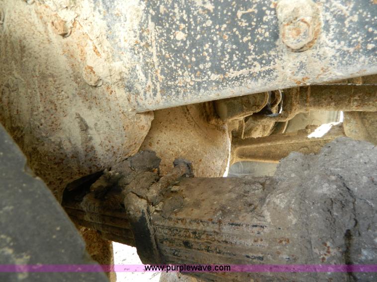 image for item AD9532 1986 International 1954 water truck