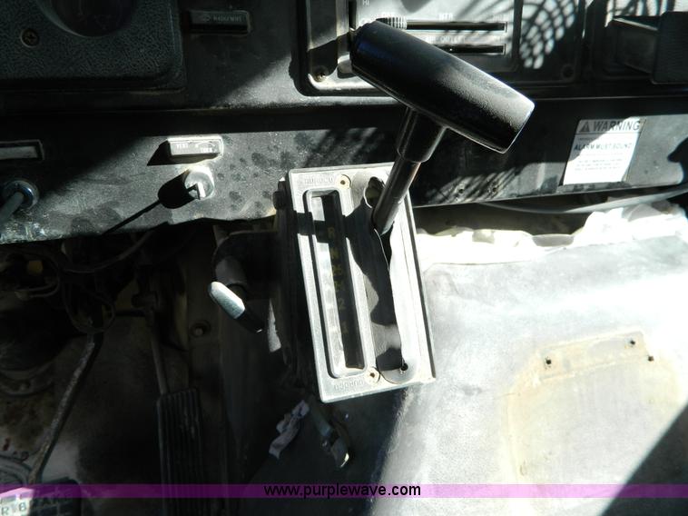 image for item AD9532 1986 International 1954 water truck