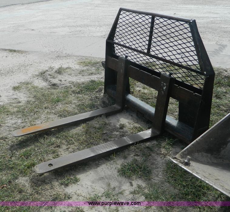 image for item AD9947 Skid steer pallet forks