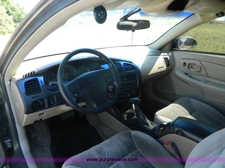 image for item AD9953 2002 Chevrolet Monte Carlo LS