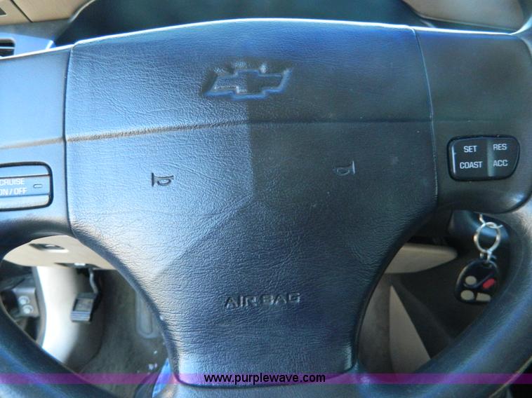 image for item AD9953 2002 Chevrolet Monte Carlo LS