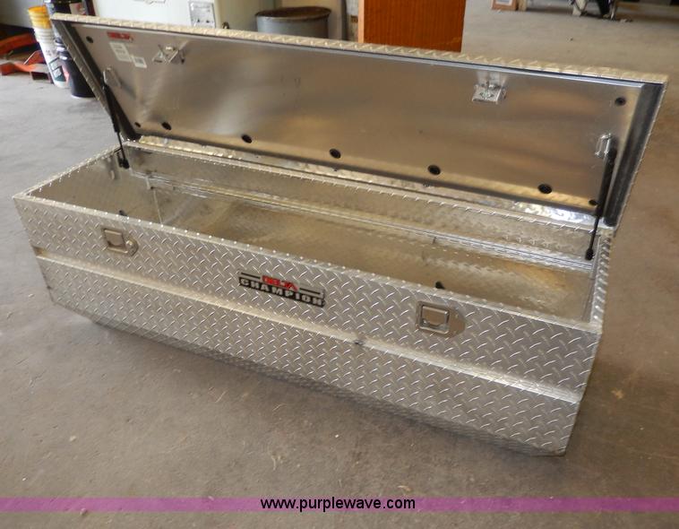 image for item AP9968 Delta Champion truck toolbox