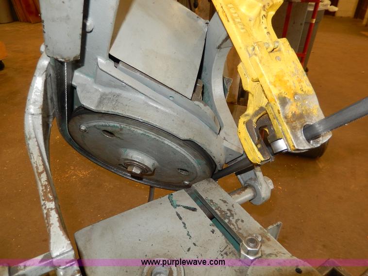 image for item AP9973 Wells metal band saw