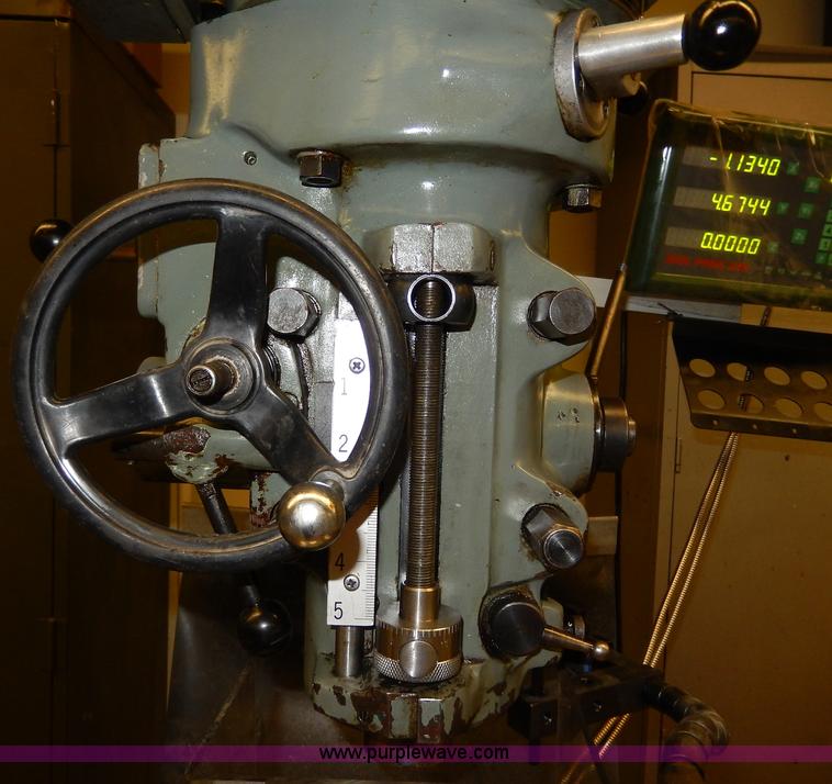 image for item AP9993 1977 Exacto 942B vertical turret milling machine