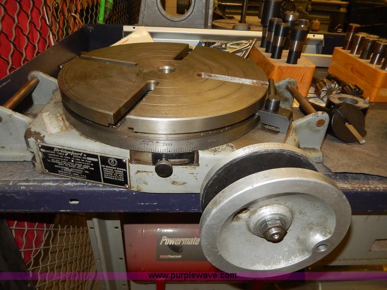 image for item AP9993 1977 Exacto 942B vertical turret milling machine