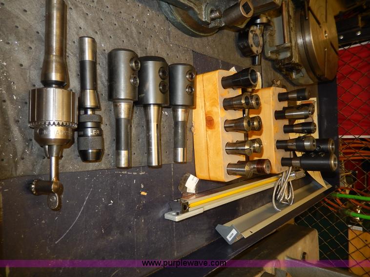 image for item AP9993 1977 Exacto 942B vertical turret milling machine