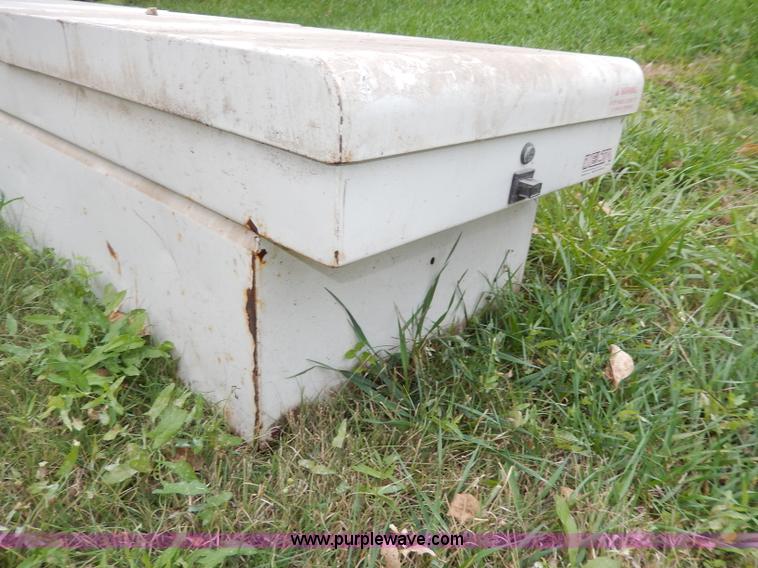 image for item AT9312 Delta truck toolbox