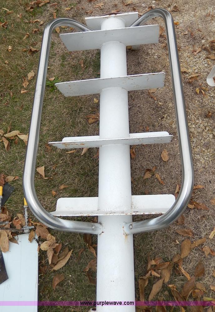 image for item AT9313 Assorted swimming pool equipment