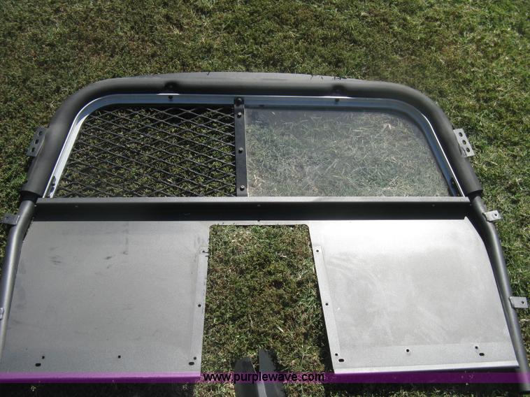 image for item AV9069 Setina Security cage system