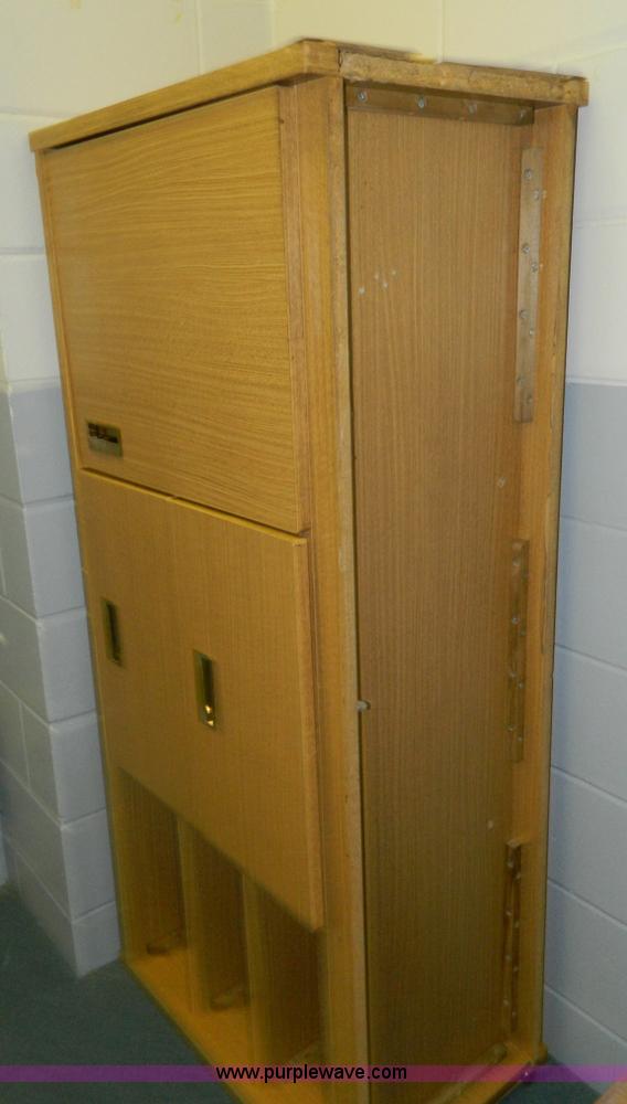 image for item AZ9161 Assorted office supplies