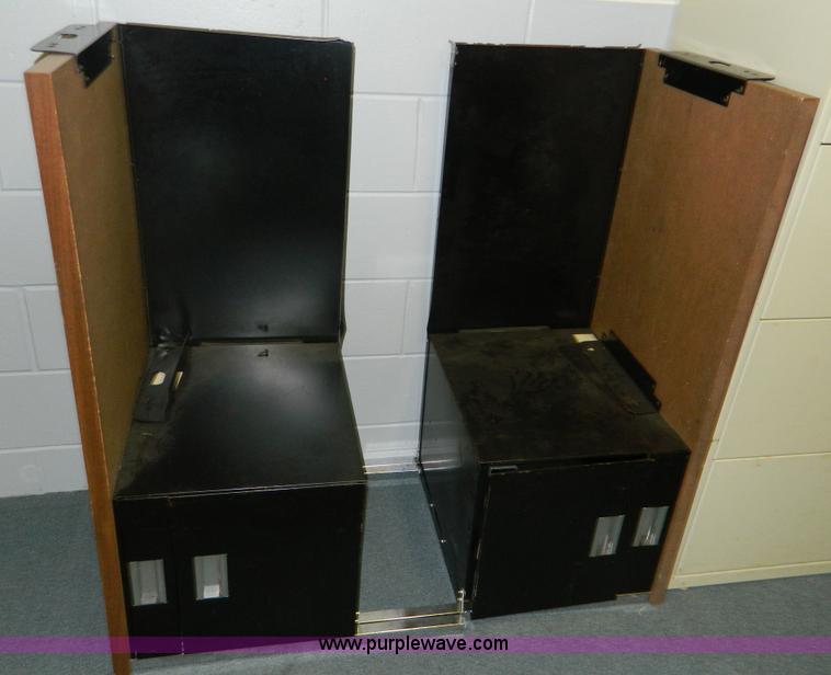 image for item AZ9161 Assorted office supplies