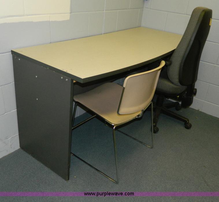 image for item AZ9161 Assorted office supplies