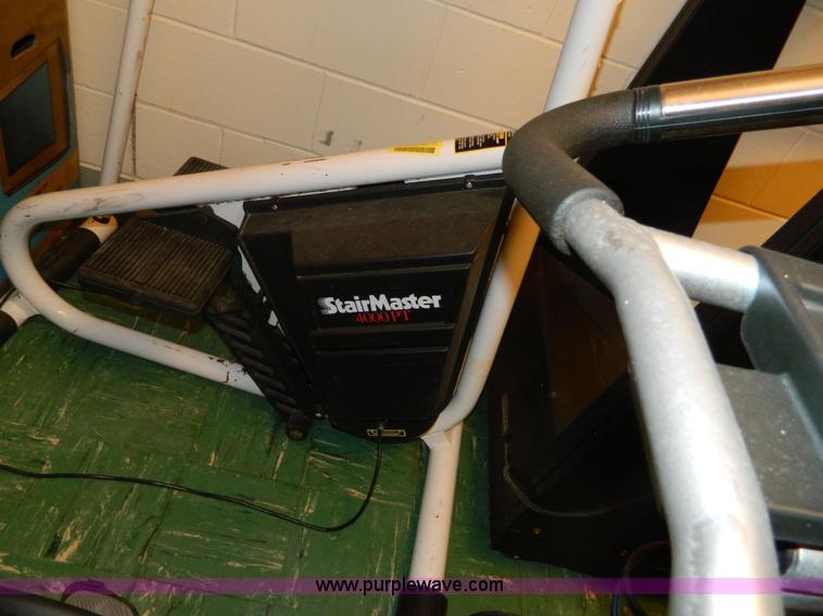 image for item AZ9163 Assorted exercise equipment