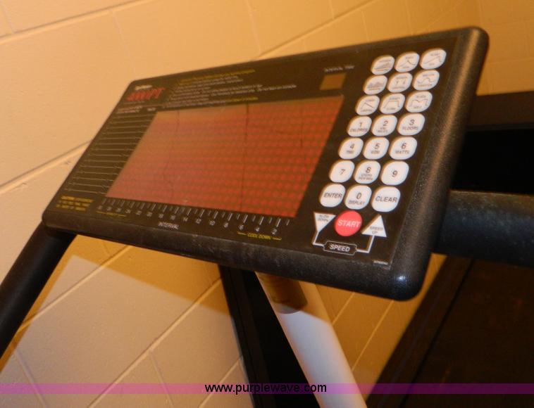 image for item AZ9163 Assorted exercise equipment