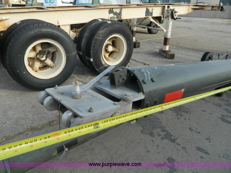 image for item AZ9167 (2) aircraft tow bars