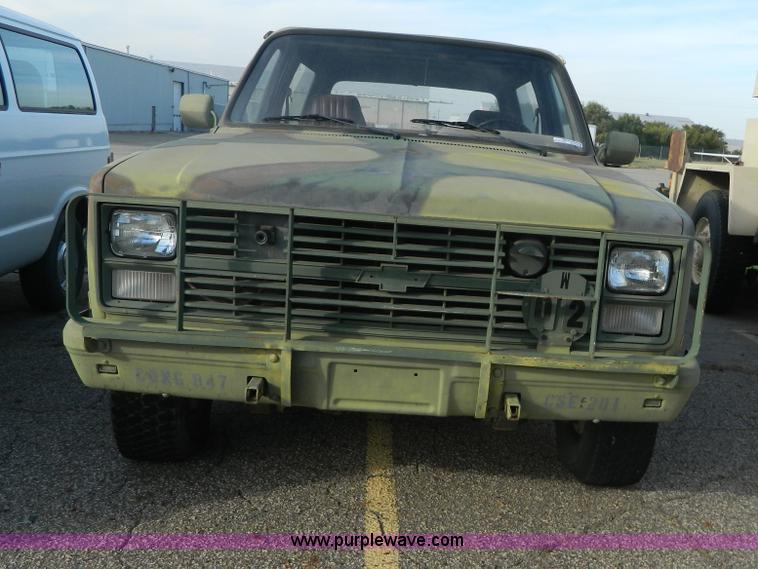 image for item AZ9170 1985 Chevrolet D10 Military Blazer SUV