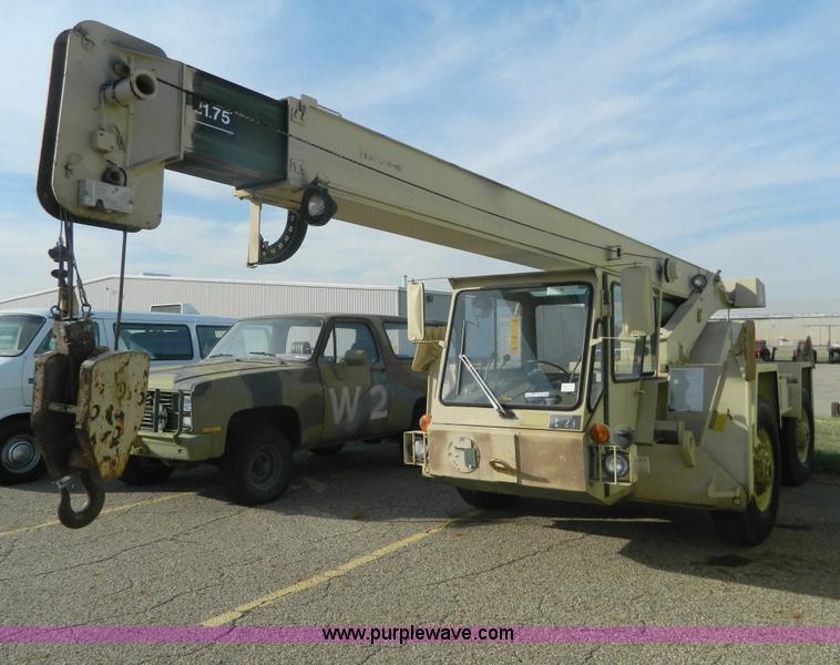 image for item AZ9171 U.S. Surplus LRT-10 wheel mounted crane