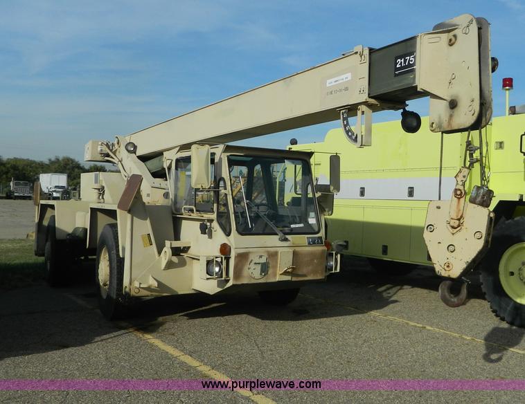 image for item AZ9171 U.S. Surplus LRT-10 wheel mounted crane