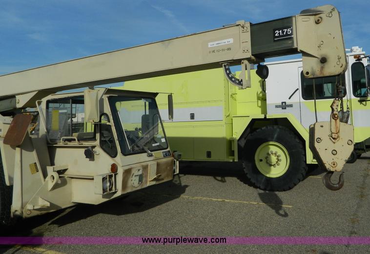 image for item AZ9171 U.S. Surplus LRT-10 wheel mounted crane