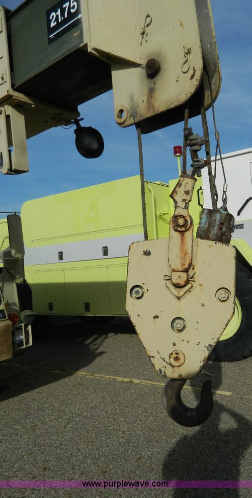 image for item AZ9171 U.S. Surplus LRT-10 wheel mounted crane