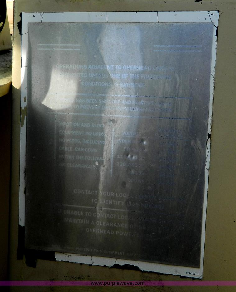 image for item AZ9171 U.S. Surplus LRT-10 wheel mounted crane