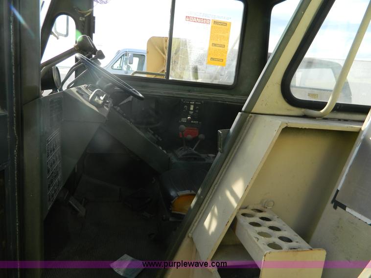 image for item AZ9171 U.S. Surplus LRT-10 wheel mounted crane