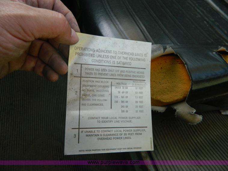 image for item AZ9171 U.S. Surplus LRT-10 wheel mounted crane