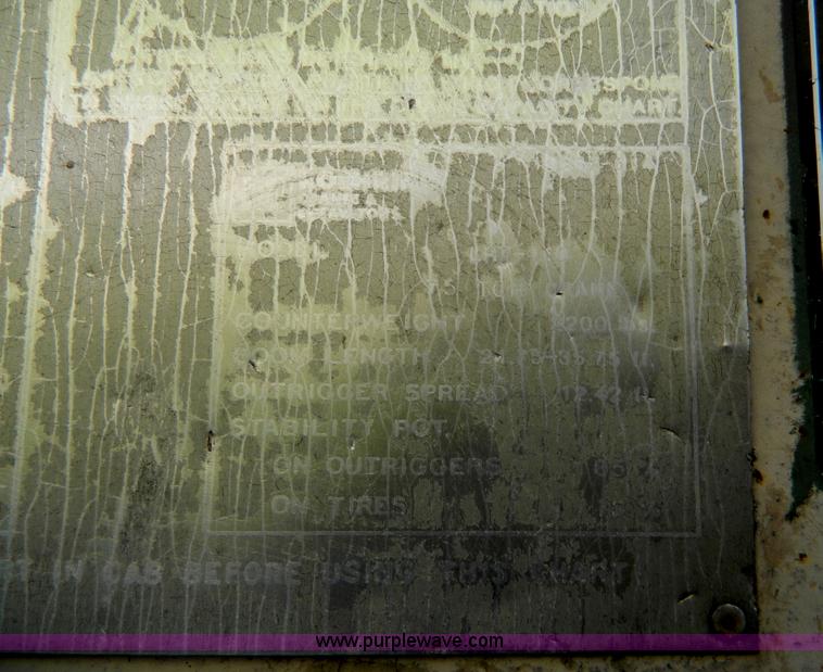 image for item AZ9171 U.S. Surplus LRT-10 wheel mounted crane