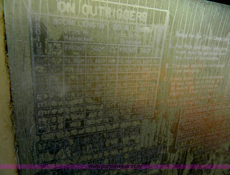 image for item AZ9171 U.S. Surplus LRT-10 wheel mounted crane