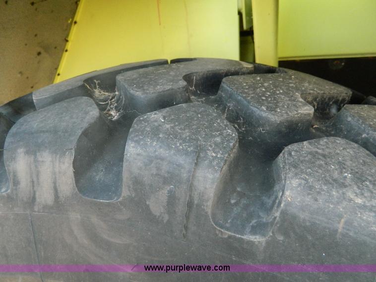 image for item AZ9172 1985 Oshkosh ARFF firetruck