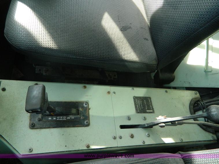 image for item AZ9172 1985 Oshkosh ARFF firetruck