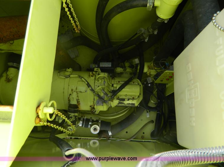 image for item AZ9172 1985 Oshkosh ARFF firetruck