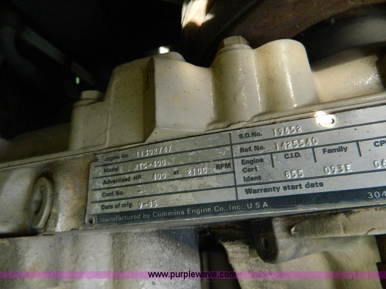 image for item AZ9172 1985 Oshkosh ARFF firetruck