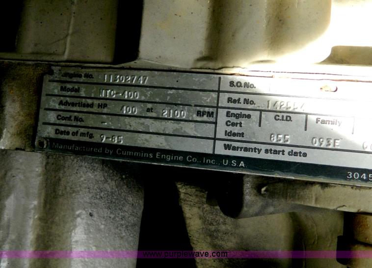 image for item AZ9172 1985 Oshkosh ARFF firetruck