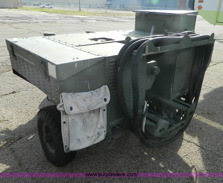 image for item AZ9174 1989 Jet start cart